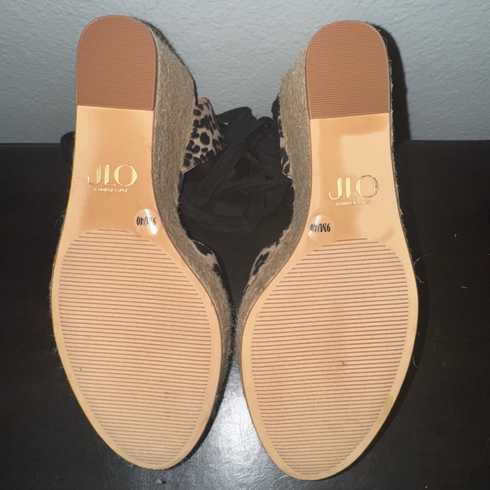 JLo Leopard Print Espadrille Wedge Sandals - Picture 9 of 9